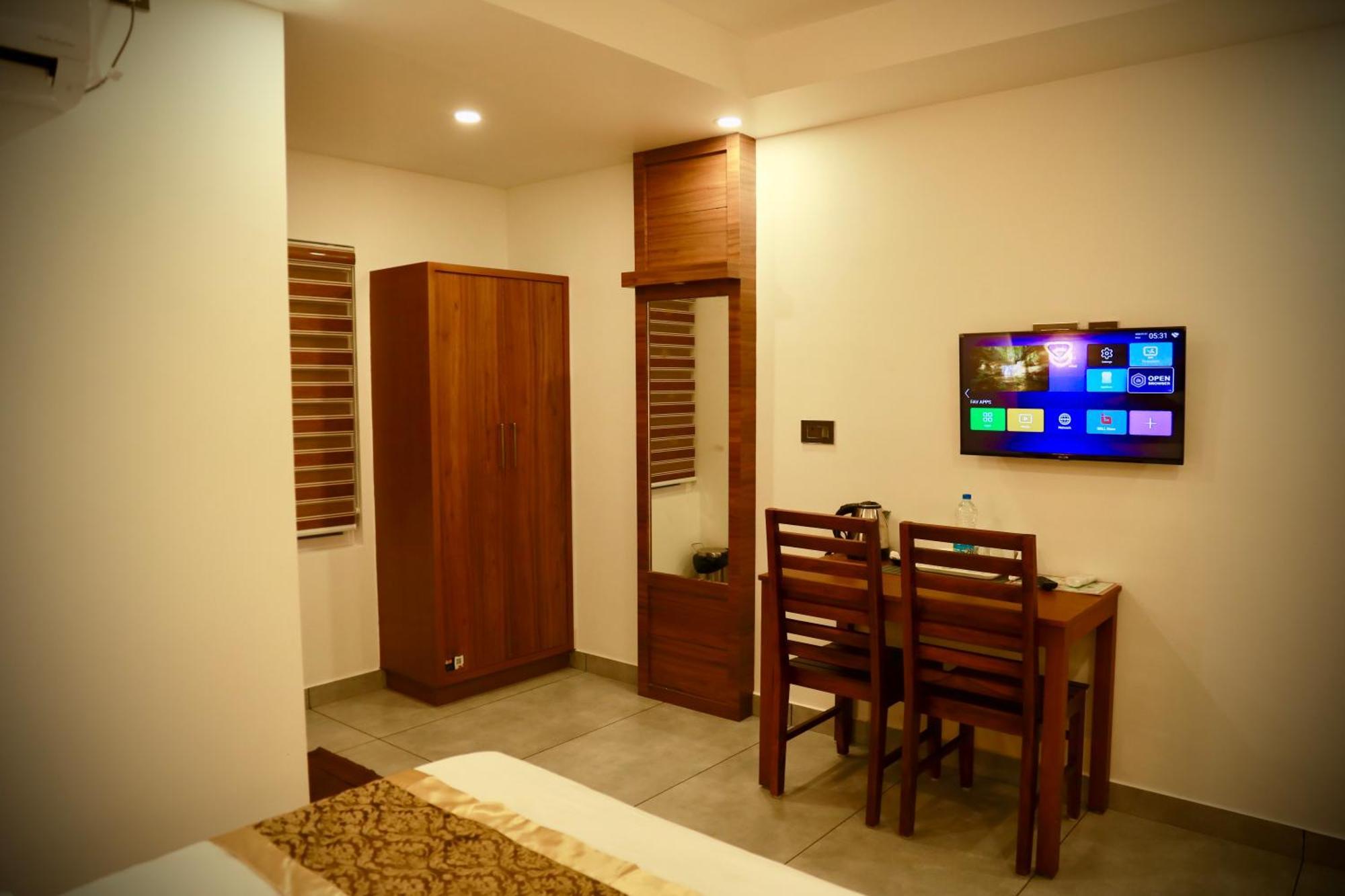 Silverstone Hotel